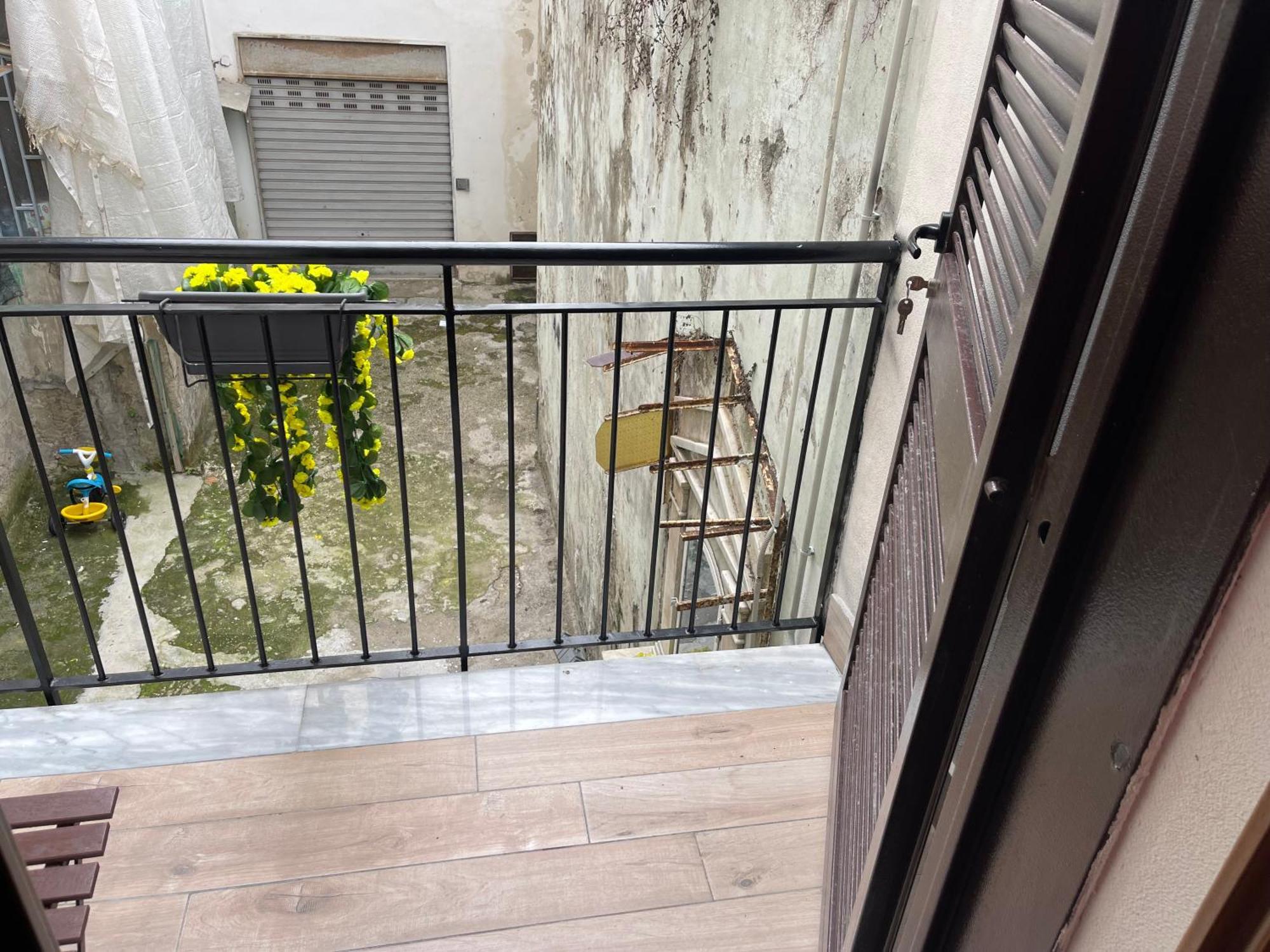 Lux House Naples Airport Hotel Екстериор снимка